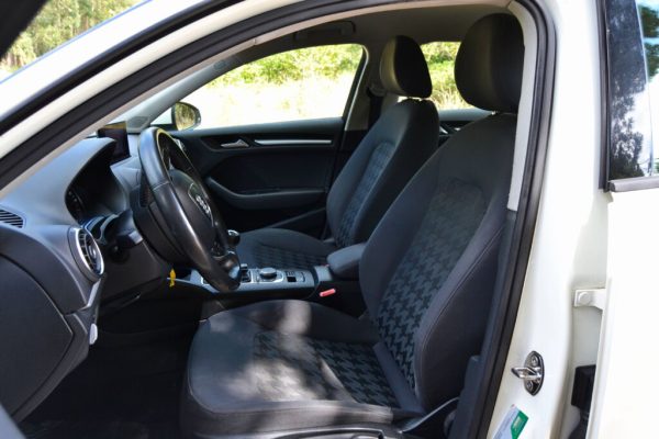 Audi A3 Sportback TDI ADVANCE ULTRA 2014 - Image 17