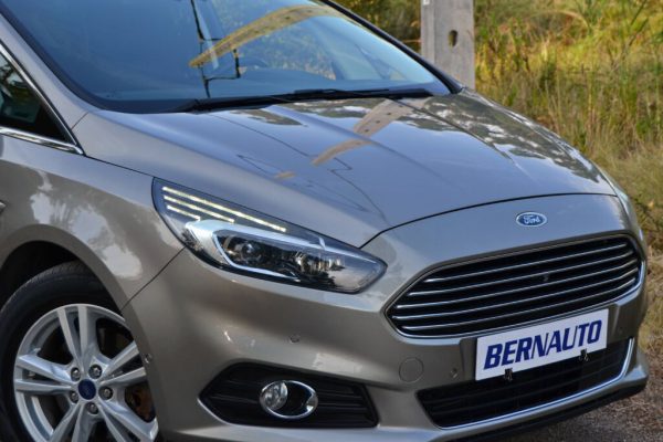 Ford S-Max 2.0 TDCI TITANIUM 2018 - Image 3