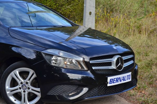 Mercedes A180 CDI BLUEEFFICIENCY URBAN 2015 - Image 3