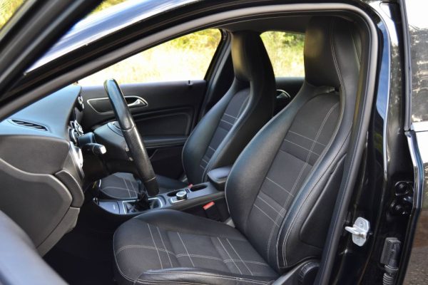 Mercedes A180 CDI BLUEEFFICIENCY URBAN 2015 - Image 15