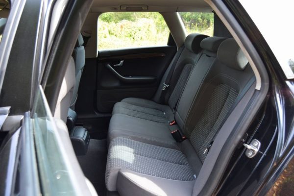 SEAT Exeo ST 2.0 TDi Style 2011 - Image 18