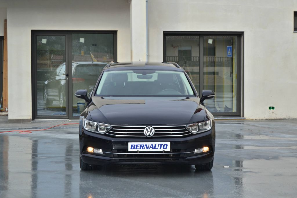 VW Passat Variant TDI Business DSG 2019 - Image 5