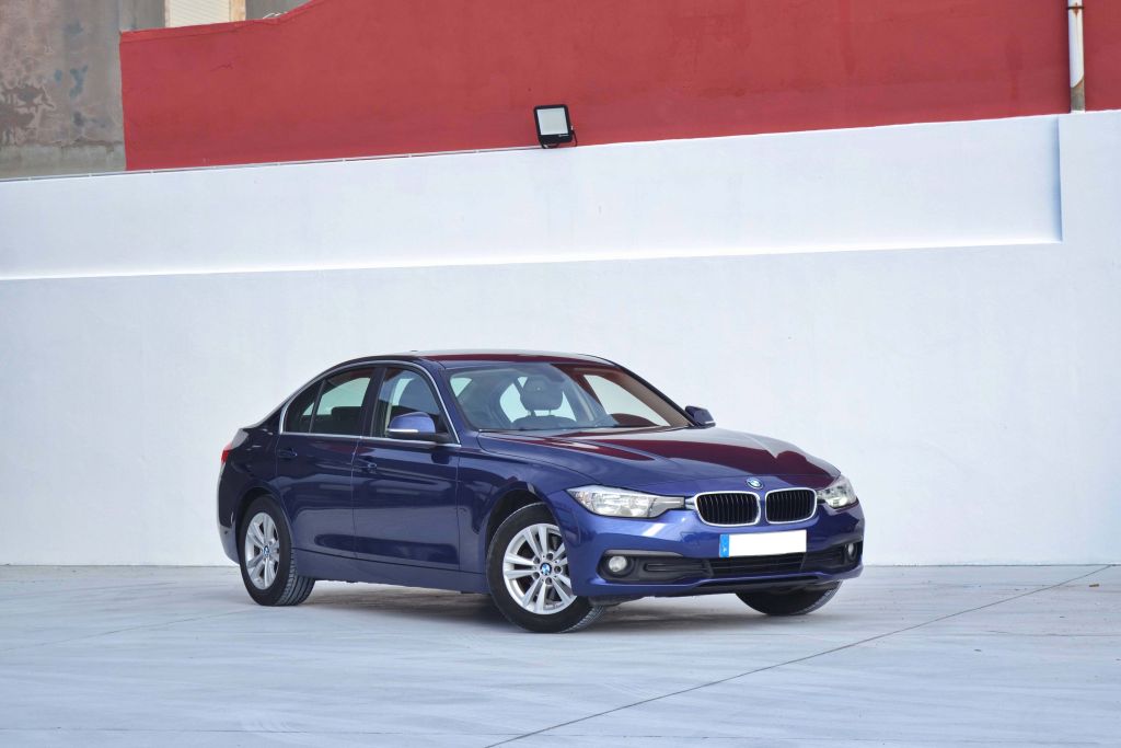 BMW 320d Advantage 2017 - Image 5
